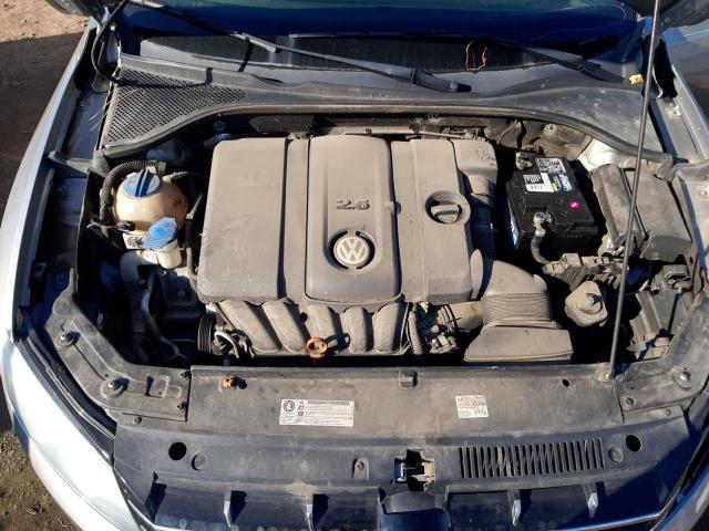 Photo 11 from auction – 2012 VOLKSWAGEN PASSAT SE with VIN 1VWBP7A37CC078510
