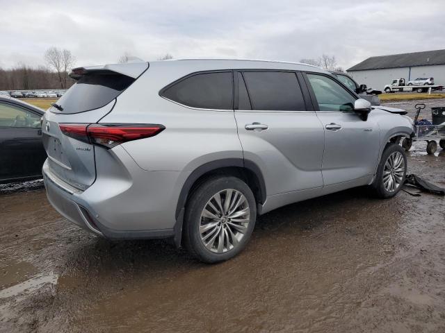 Photo 3 from auction – 2021 TOYOTA HIGHLANDER with VIN 5TDEBRCH7MS027043