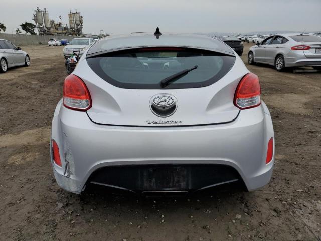 Photo 6 from auction – 2017 HYUNDAI VELOSTER with VIN KMHTC6AD6HU313742