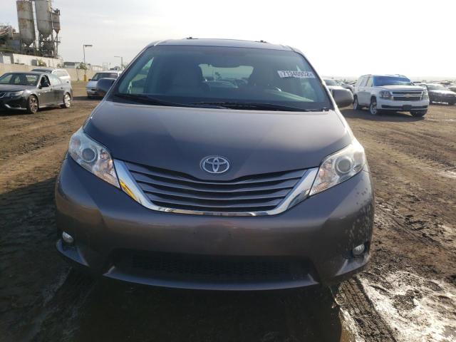 Photo 5 from auction – 2015 TOYOTA SIENNA XLE with VIN 5TDYK3DC7FS646239