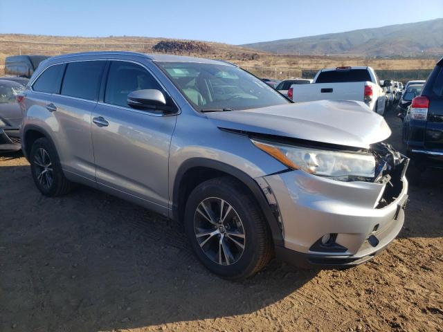 Photo 4 from auction – 2016 TOYOTA HIGHLANDER with VIN 5TDKKRFH4GS126129