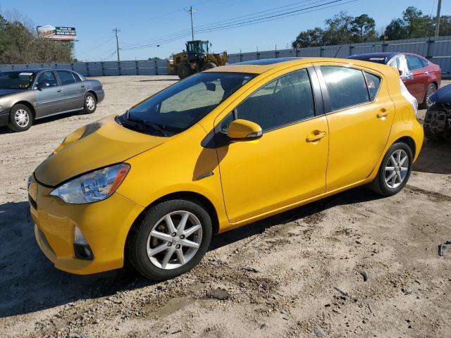 TOYOTA PRIUS C 2014 with VIN JTDKDTB32E1075774 - Photo from auction