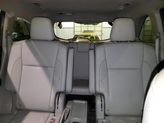 Photo 10 from auction – 2015 TOYOTA HIGHLANDER with VIN 5TDDKRFH5FS118550