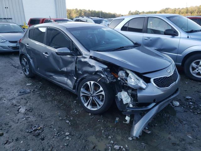 Photo 4 from auction – 2016 KIA FORTE EX with VIN KNAFX5A84G5592911