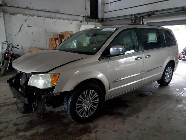 CHRYSLER TOWN & COU 2013 with VIN 2C4RC1CG9DR647442 - Photo from auction