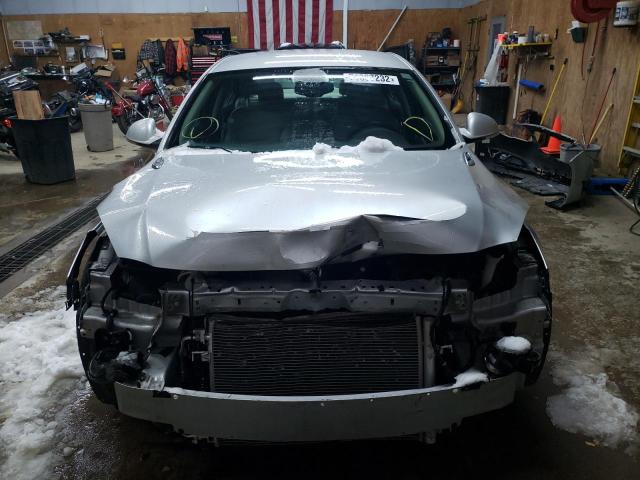 Photo 5 from auction – 2017 BUICK REGAL SPOR with VIN 2G4GL5EXXH9126761