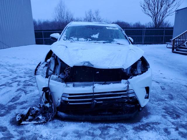 Photo 5 from auction – 2018 TOYOTA HIGHLANDER with VIN 5TDDZRFH1JS800068