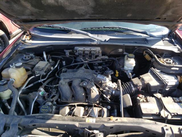 Photo 12 from auction – 2005 FORD ESCAPE LIM with VIN 1FMYU04125KB20917
