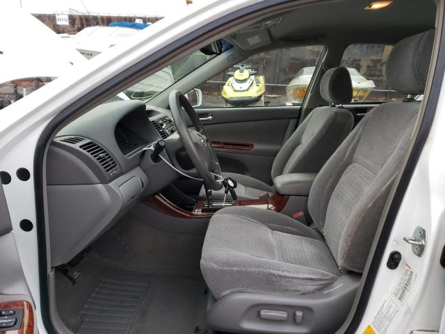 Photo 7 from auction – 2003 TOYOTA CAMRY LE with VIN JTDBE30K730193815