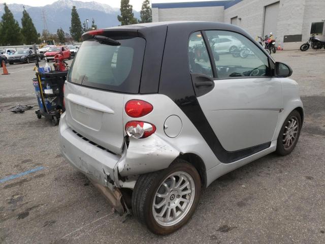 Photo 3 from auction – 2012 SMART FORTWO PUR with VIN WMEEJ3BA4CK520013