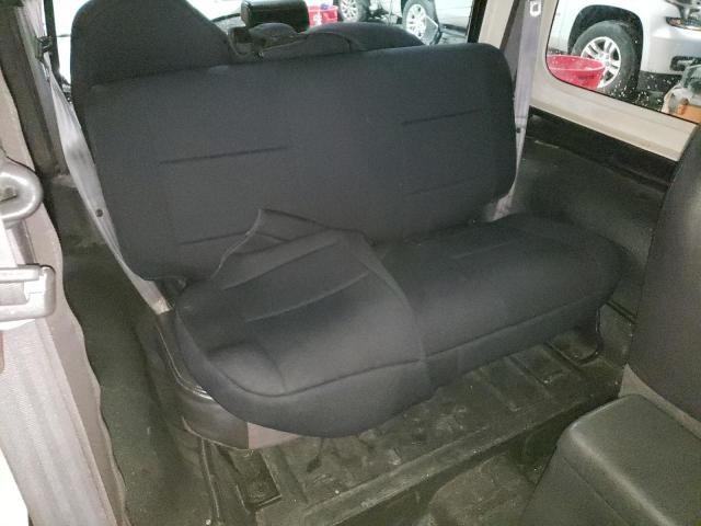 Photo 11 from auction – 2000 JEEP WRNGLR SPT with VIN 1J4FA49S8YP742081