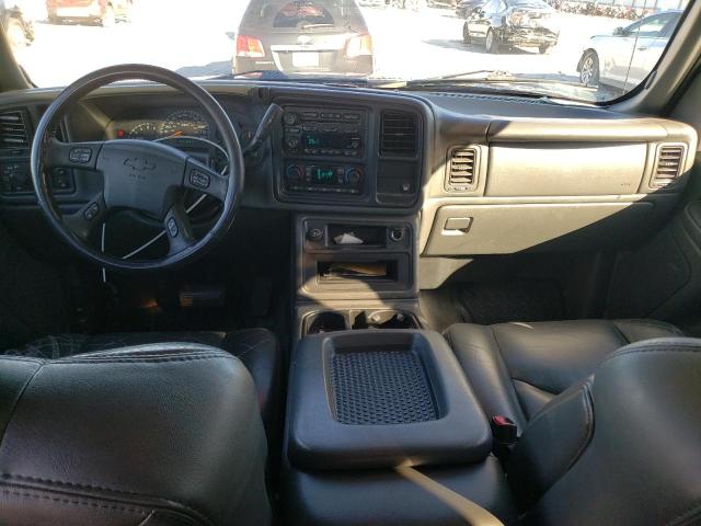 Photo 8 from auction – 2004 CHEVROLET AVALANCHE with VIN 3GNEC12T94G201348