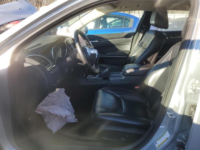 Photo 7 from auction – 2020 CHRYSLER 300 LIMITE with VIN 2C3CCAEG4LH131470