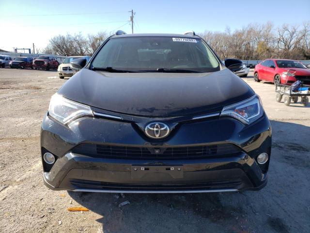 Photo 5 from auction – 2017 TOYOTA RAV4 LIMIT with VIN 2T3YFREV6HW397490