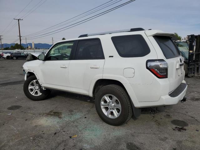 Photo 2 from auction – 2022 TOYOTA 4RUNNER SR with VIN JTENU5JR7N6021139