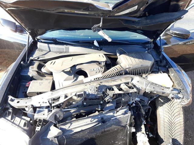 Photo 11 from auction – 2017 CHRYSLER 300 LIMITE with VIN 2C3CCAAGXHH541798