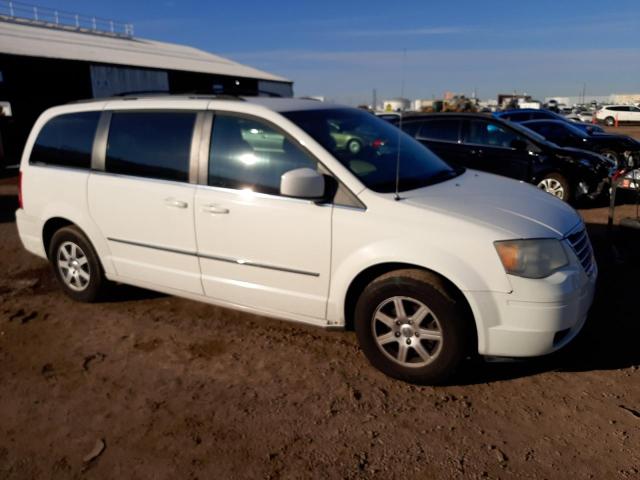 Photo 4 from auction – 2010 CHRYSLER TOWN & COU with VIN 2A4RR5D1XAR253129