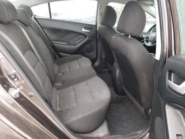 Photo 10 from auction – 2017 KIA FORTE LX with VIN 3KPFK4A71HE121775