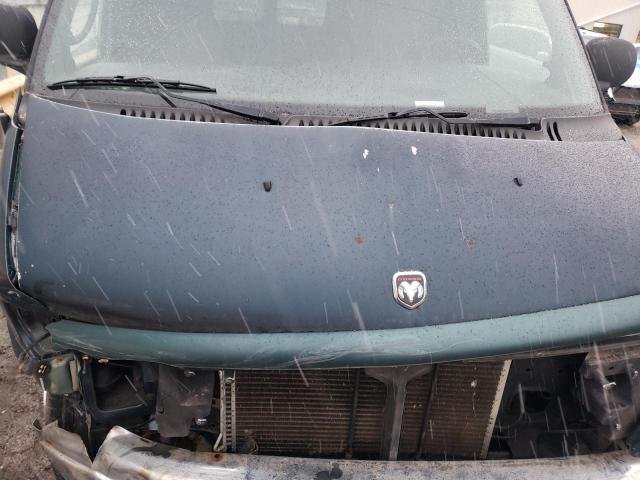 Photo 12 from auction – 2002 DODGE RAM VAN B1 with VIN 2B6HB11Y92K146443