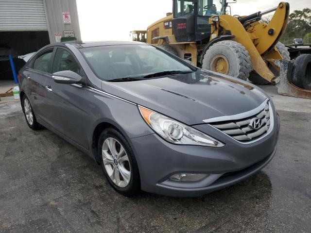 Photo 4 from auction – 2013 HYUNDAI SONATA SE with VIN 5NPEC4AC9DH656445