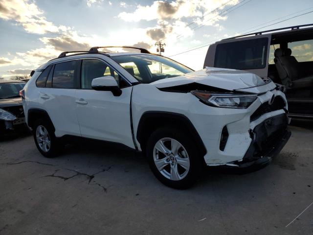 Photo 4 from auction – 2020 TOYOTA RAV4 XLE with VIN JTMP1RFV6LD052989