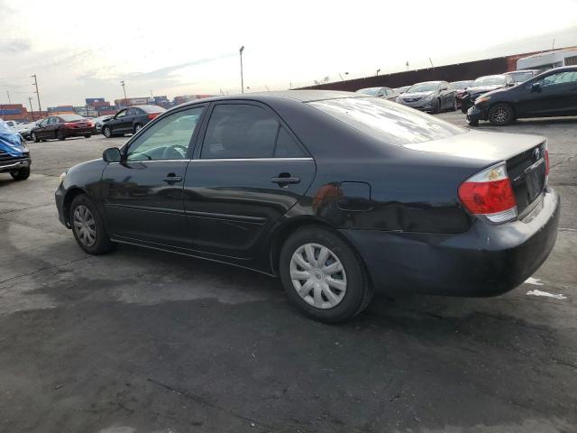 Photo 2 from auction – 2005 TOYOTA CAMRY with VIN 4T1BE30K65U583151