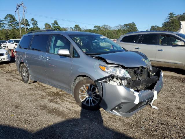 Photo 4 from auction – 2018 TOYOTA SIENNA XLE with VIN 5TDYZ3DC2JS929281