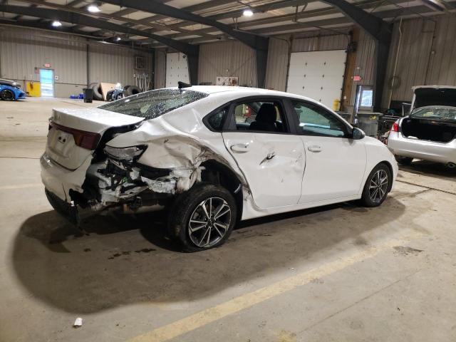 Photo 3 from auction – 2022 KIA FORTE with VIN 3KPF24AD9NE471852