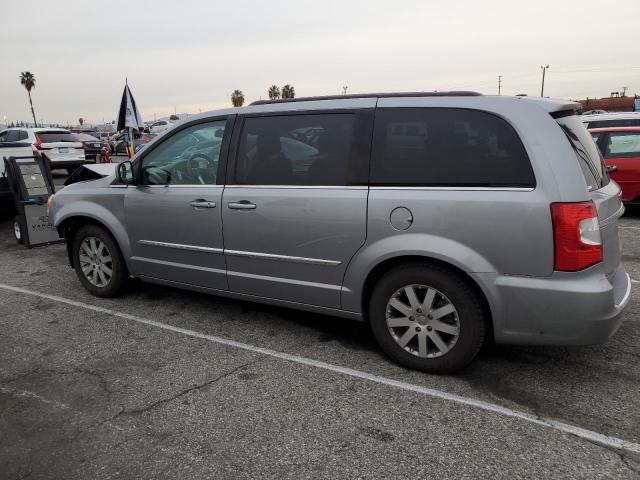 Photo 2 from auction – 2016 CHRYSLER TOWN & COU with VIN 2C4RC1BG2GR301979