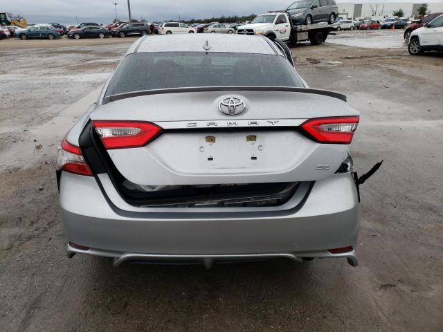 صورة رقم 6 من المزاد - 2018 TOYOTA CAMRY L مع VIN 4T1B11HK2JU650813