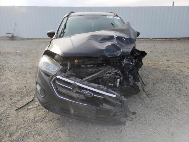 Photo 5 from auction – 2017 FORD ESCAPE SE with VIN 1FMCU0GD7HUE74487