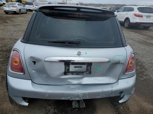 Photo 6 from auction – 2007 MINI COOPER S with VIN WMWMF73557TT84203