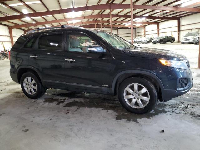 Photo 4 from auction – 2013 KIA SORENTO LX with VIN 5XYKTDA27DG360177