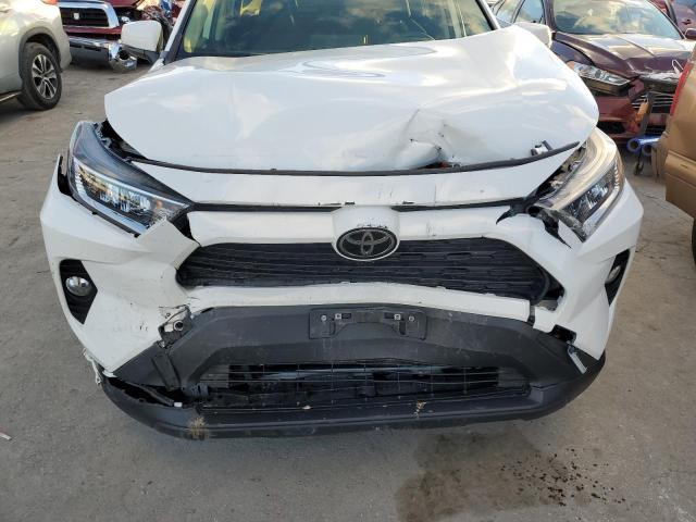 Photo 12 from auction – 2020 TOYOTA RAV4 XLE with VIN JTMP1RFV6LD052989
