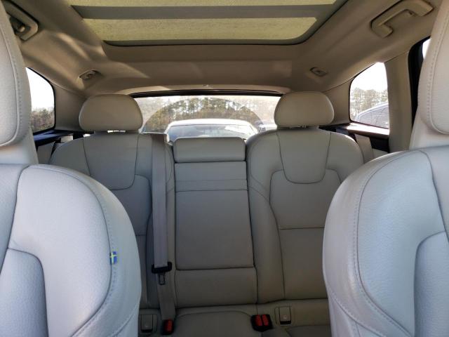 Photo 10 from auction – 2018 VOLVO XC60 T5 with VIN LYV102RK7JB118393