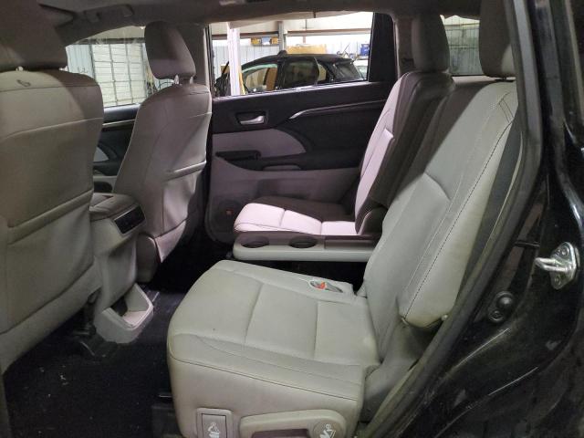 Photo 11 from auction – 2015 TOYOTA HIGHLANDER with VIN 5TDDKRFH5FS118550