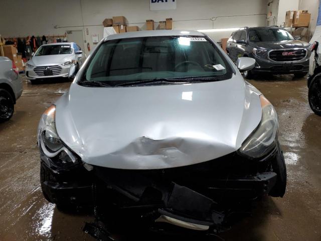 Photo 5 from auction – 2013 HYUNDAI ELANTRA GL with VIN 5NPDH4AE4DH257537