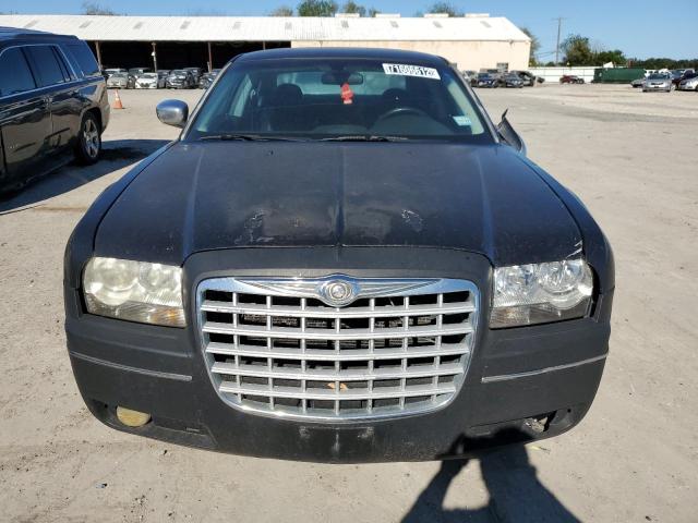 Photo 5 from auction – 2010 CHRYSLER 300 TOURIN with VIN 2C3CA5CV0AH201428