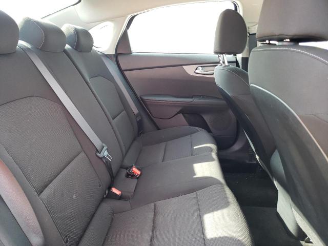 Photo 10 from auction – 2021 KIA FORTE FE with VIN 3KPF24AD5ME327133
