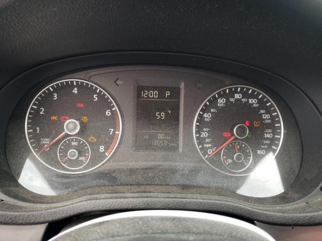 Photo 9 from auction – 2015 VOLKSWAGEN PASSAT S with VIN 1VWAT7A34FC005476