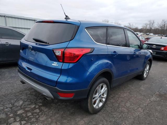 Photo 3 from auction – 2019 FORD ESCAPE SE with VIN 1FMCU9GD9KUB18571