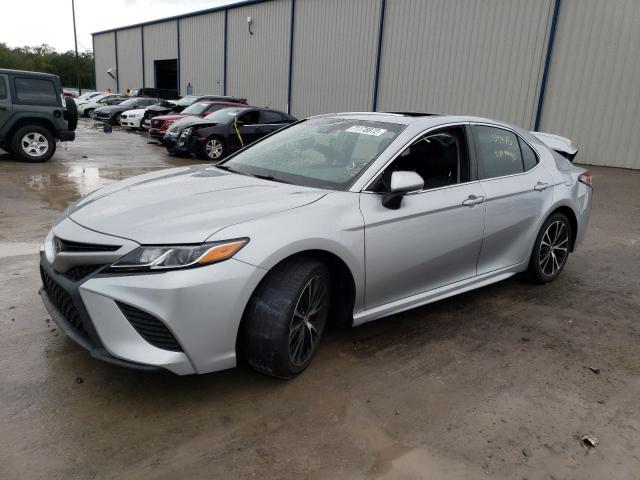 TOYOTA CAMRY L 2018 مع رقم تعريف المركبة 4T1B11HK2JU650813 - صورة من المزاد