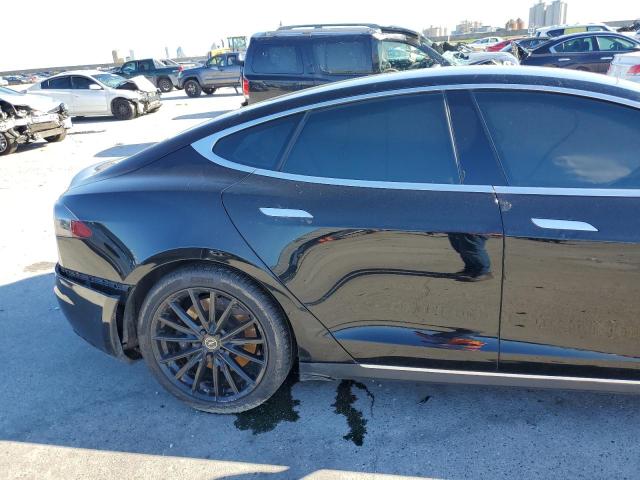 Photo 10 from auction – 2015 TESLA MODEL S 85 with VIN 5YJSA1H11FFP72591