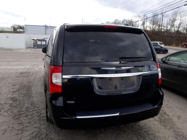 Photo 6 from auction – 2015 CHRYSLER TOWN & COU with VIN 2C4RC1BG8FR715413