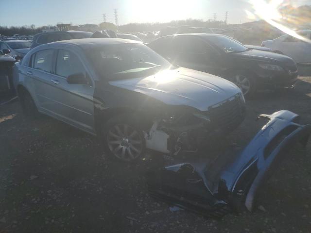 Photo 4 from auction – 2013 CHRYSLER 200 LIMITE with VIN 1C3CCBCG4DN607783