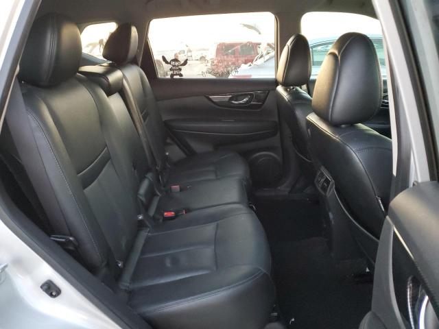 Photo 11 from auction – 2017 NISSAN ROGUE S with VIN 5N1AT2MT7HC780354