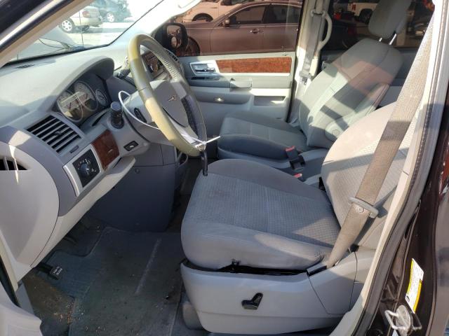 Photo 7 from auction – 2010 CHRYSLER TOWN & COU with VIN 2A4RR5D11AR392128