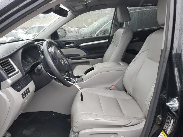 Photo 7 from auction – 2017 TOYOTA HIGHLANDER with VIN 5TDJZRFH9HS393470