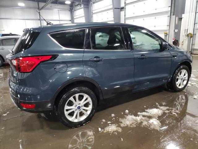 Photo 3 from auction – 2019 FORD ESCAPE SE with VIN 1FMCU9GD6KUB07155