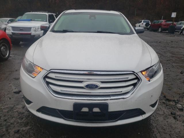 Photo 5 from auction – 2015 FORD TAURUS LIM with VIN 1FAHP2F89FG159130